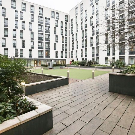 Apartament Sterling Court In Wembley Londyn Zewnętrze zdjęcie