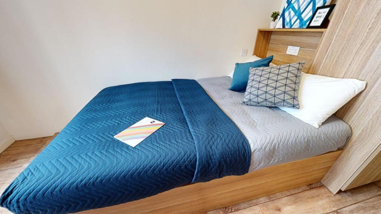 Apartament Sterling Court In Wembley Londyn Zewnętrze zdjęcie