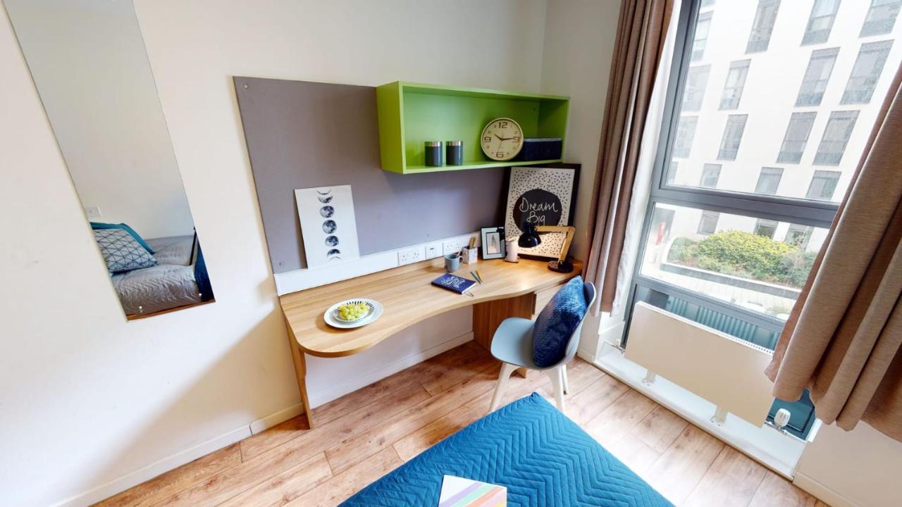 Apartament Sterling Court In Wembley Londyn Zewnętrze zdjęcie